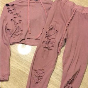 Distressed cropped hoodie and sweatpants SET